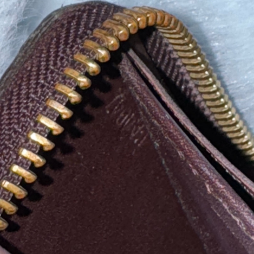 Louis Vuitton Dark burgundy - Picture 10 of 16